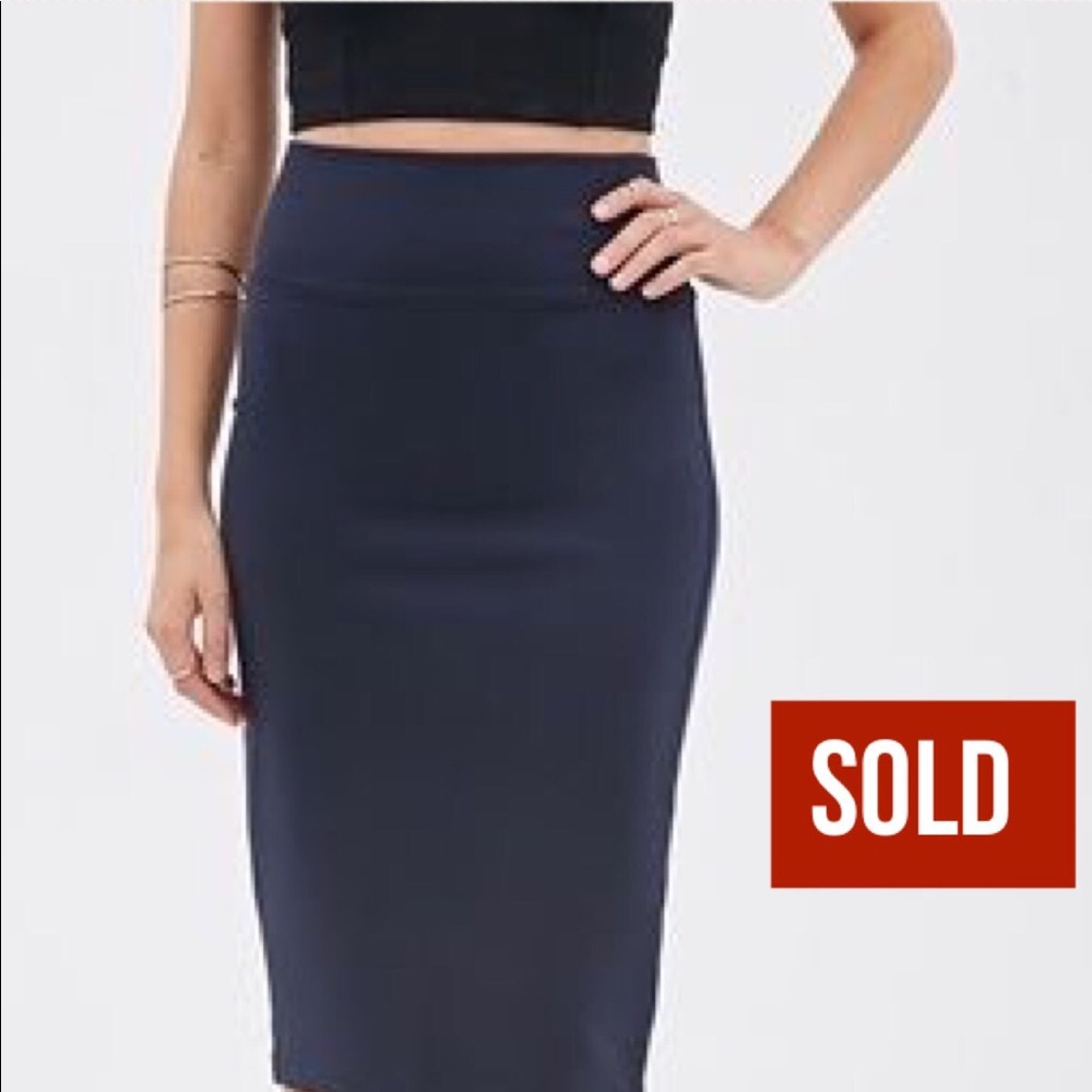 SOLD❗️Never Worn💙F21 Navy Blue Pencil Skirt